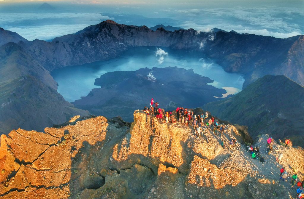 Wisata Ekstrim Indonesia